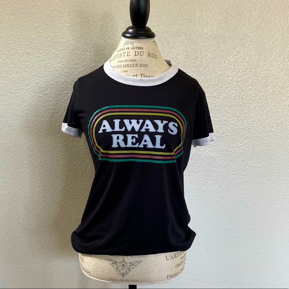 Lularoe tee shirt